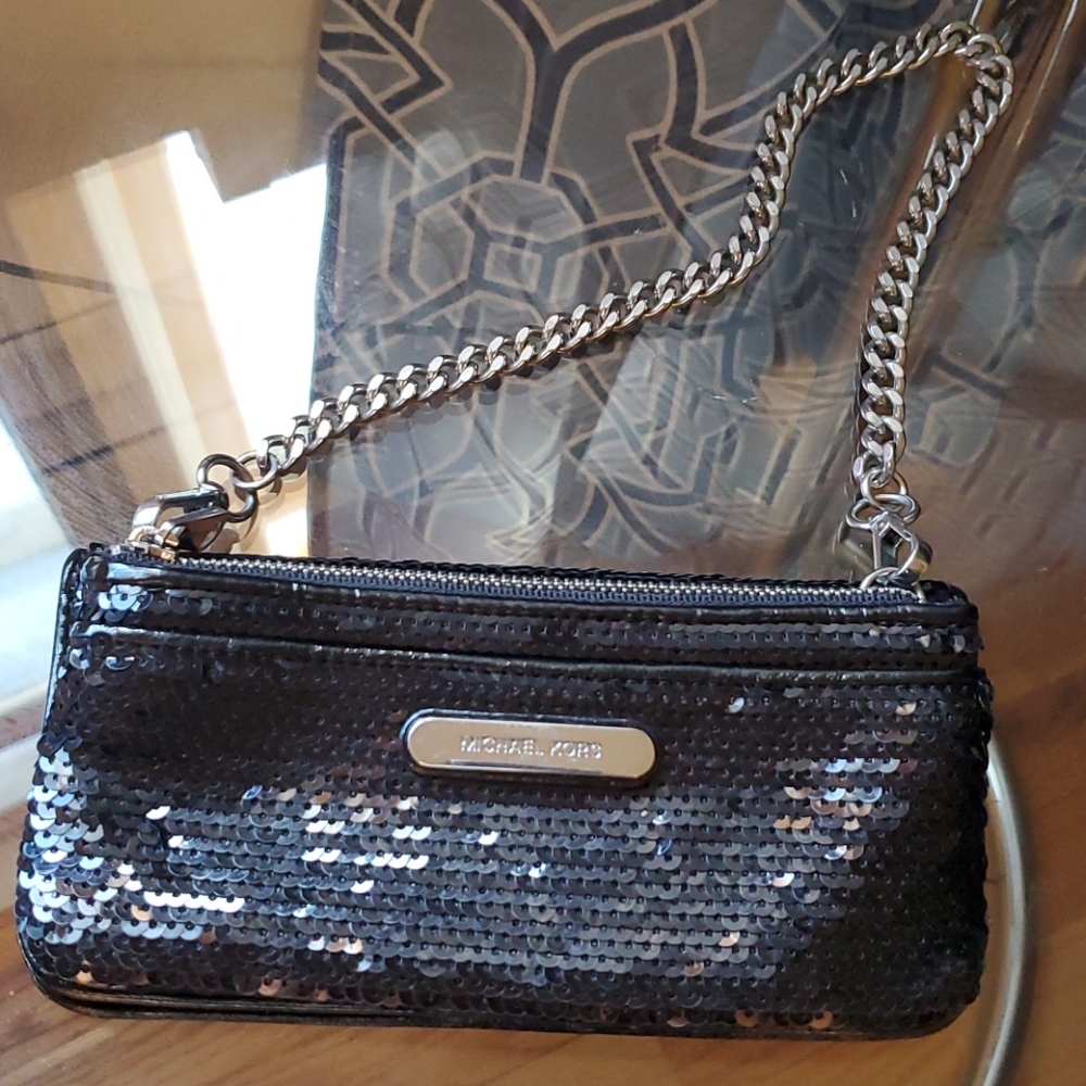 Michael Kors convertible chain wallet bag